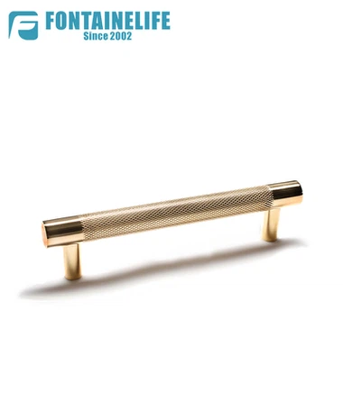 Mânere moletate din alamă masivă pentru dulapuri